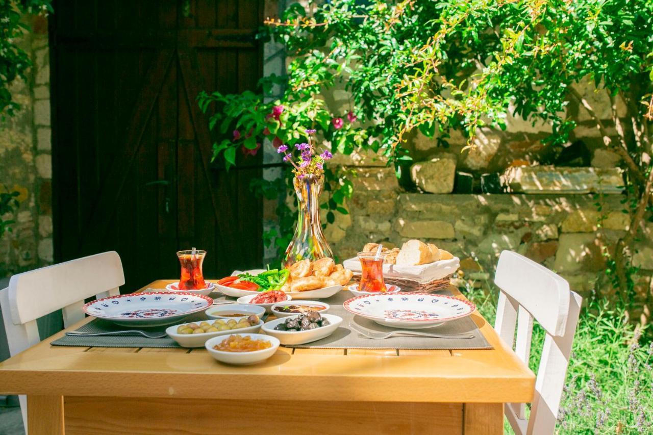 Annemin Harabesi Otel Çeşme Exteriér fotografie