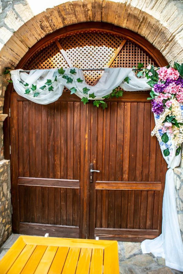Annemin Harabesi Otel Çeşme Exteriér fotografie